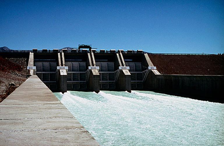 水利项目的智能守护者：RTU在水利工程中的重要作用